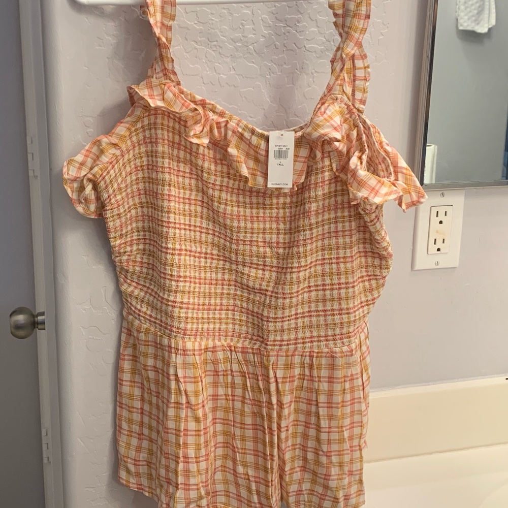 Old navy top